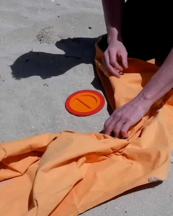 Strandsafe – nedgrävbar förvaring i sanden med lock