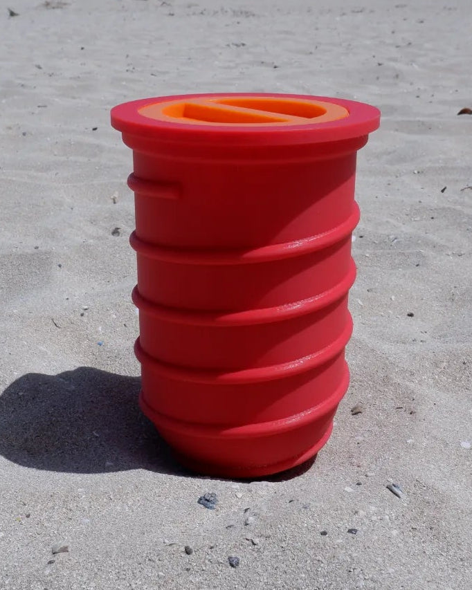 Strandsafe – nedgrävbar förvaring i sanden med lock