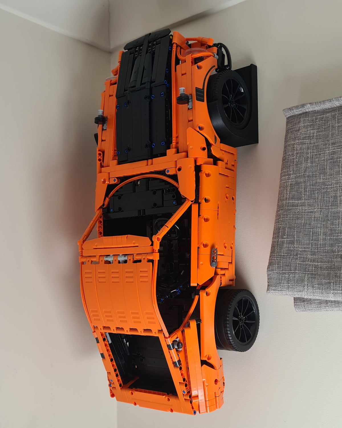 Väggfäste för LEGO-bil i skala 1:8, 2-pack