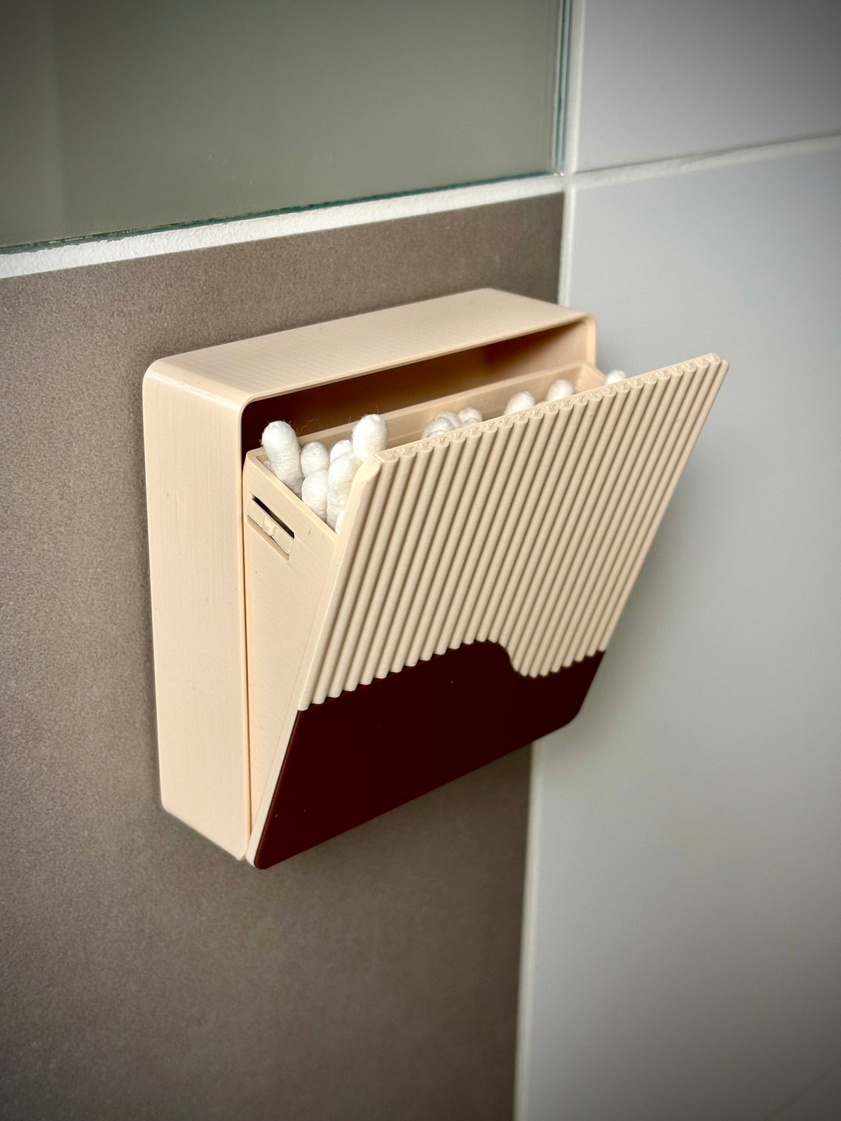 Tippbox för badrummet – hållare för bomullspinnar och bomullsrondeller