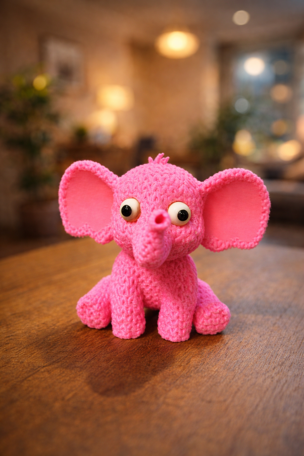Söt elefantfigur, 7,5 cm