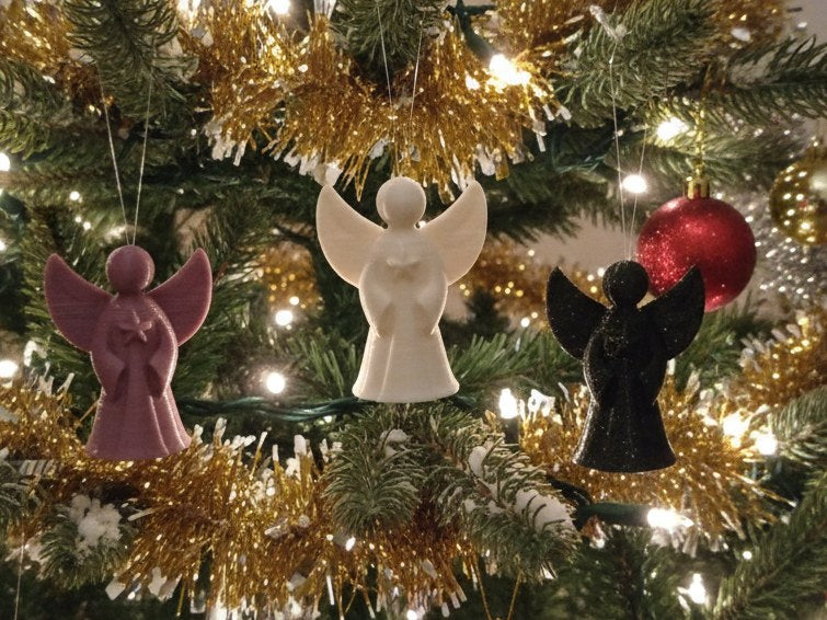 Liten ängel på ca 5 cm som julgransprydnad