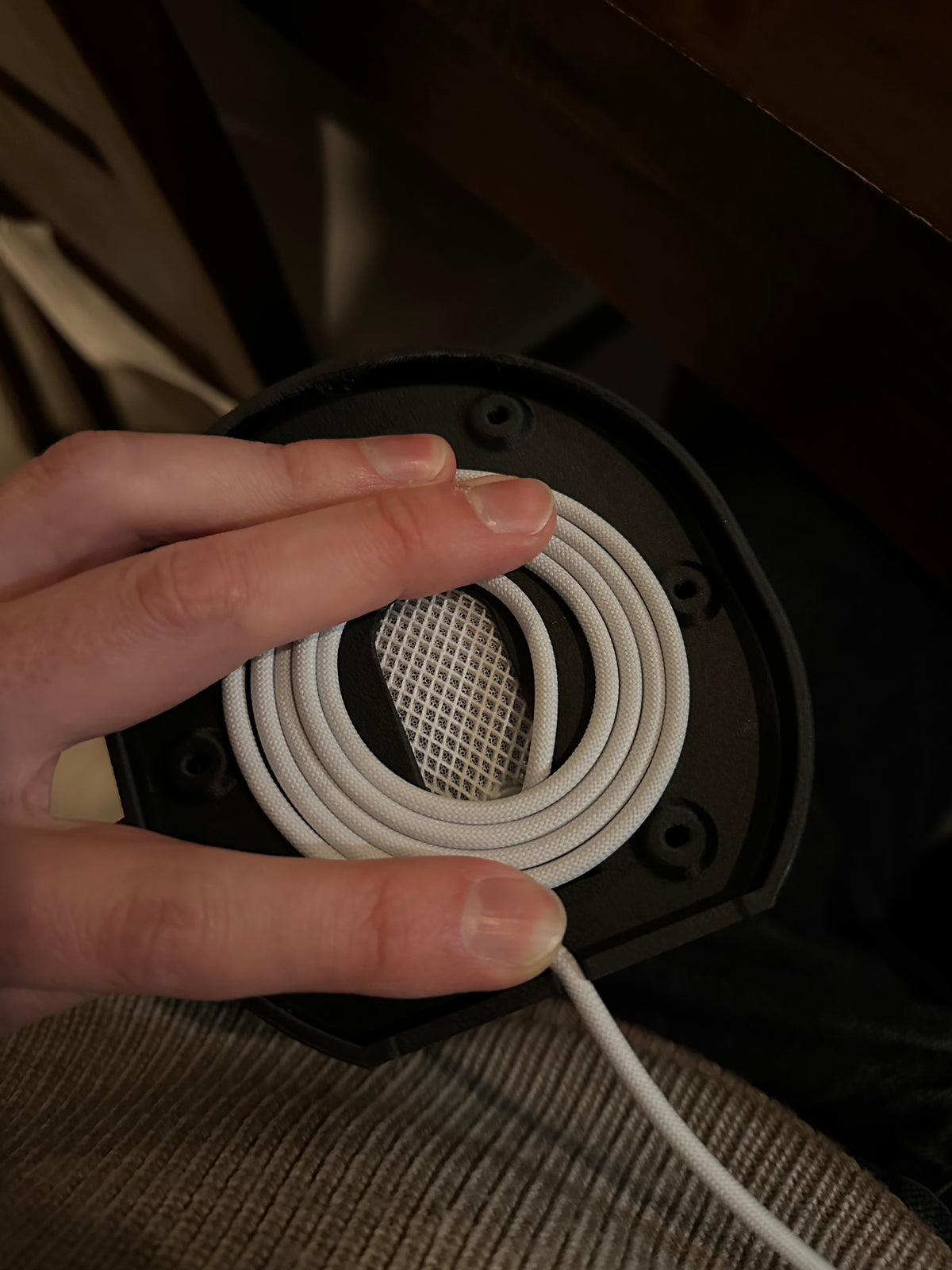 Väggfäste för HomePod mini – snyggt och platsbesparande