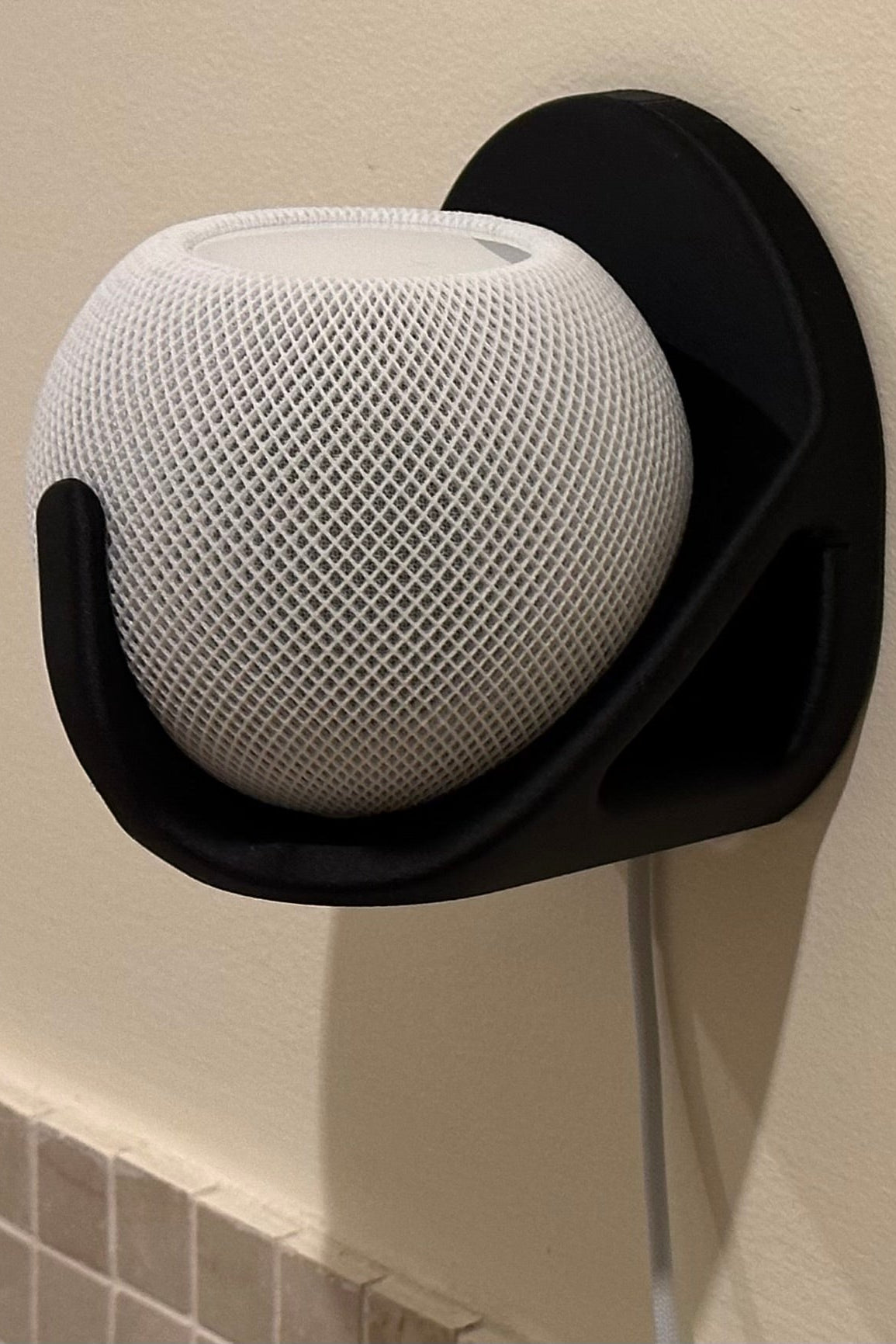 Väggfäste för HomePod mini – snyggt och platsbesparande
