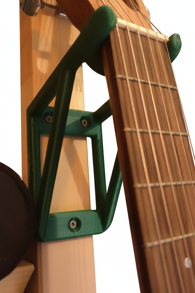 Vägghängare för liten akustisk gitarr/barngitarr