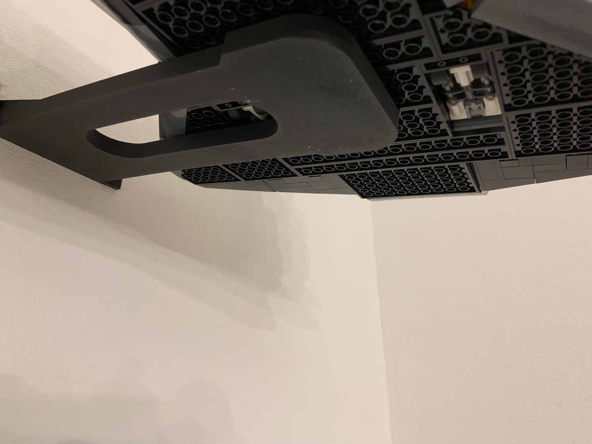 Väggfäste för LEGO rymdfärjan Discovery utan stöd