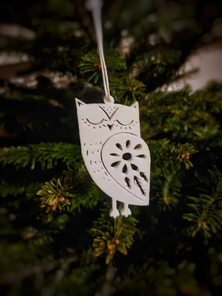 Åtta julgransprydnader formade som djur