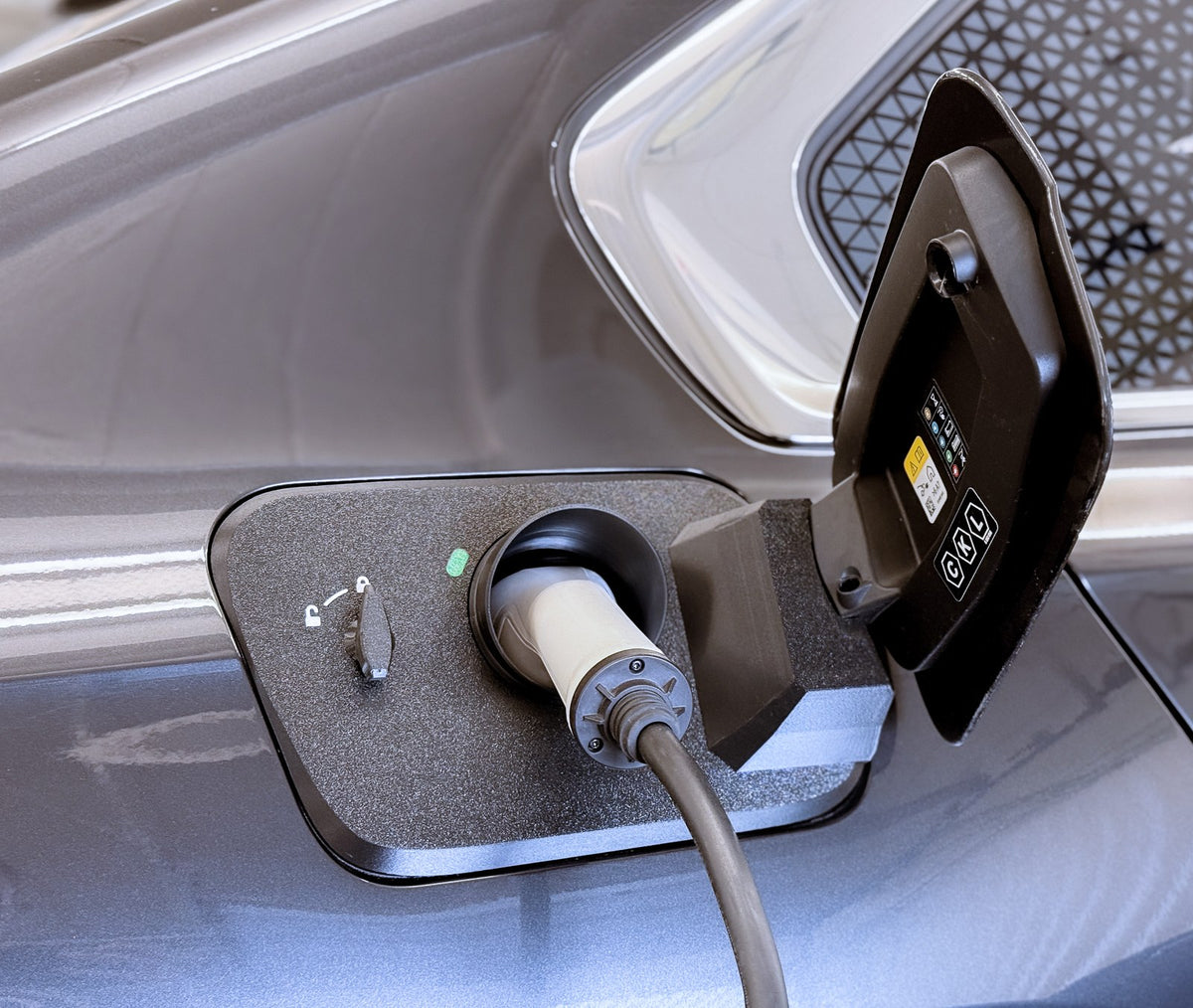 Laddportsskydd för BMW i7