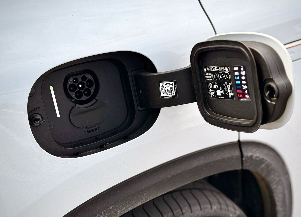 Laddportsskydd för Mercedes-Benz GLB