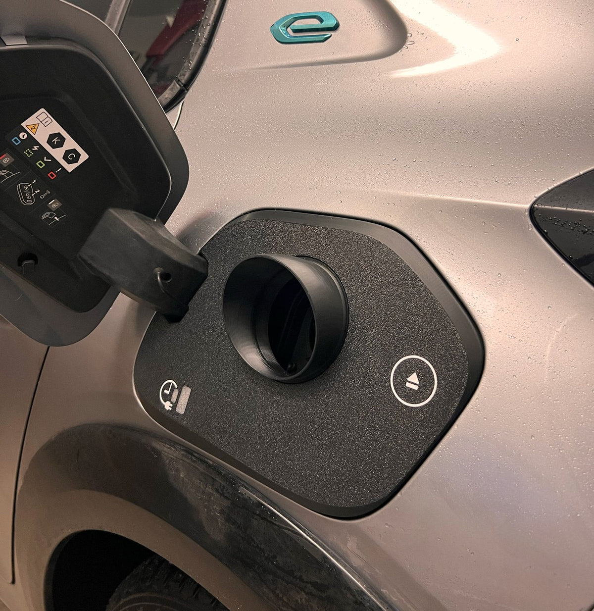 Laddportsskydd för Peugeot e-208