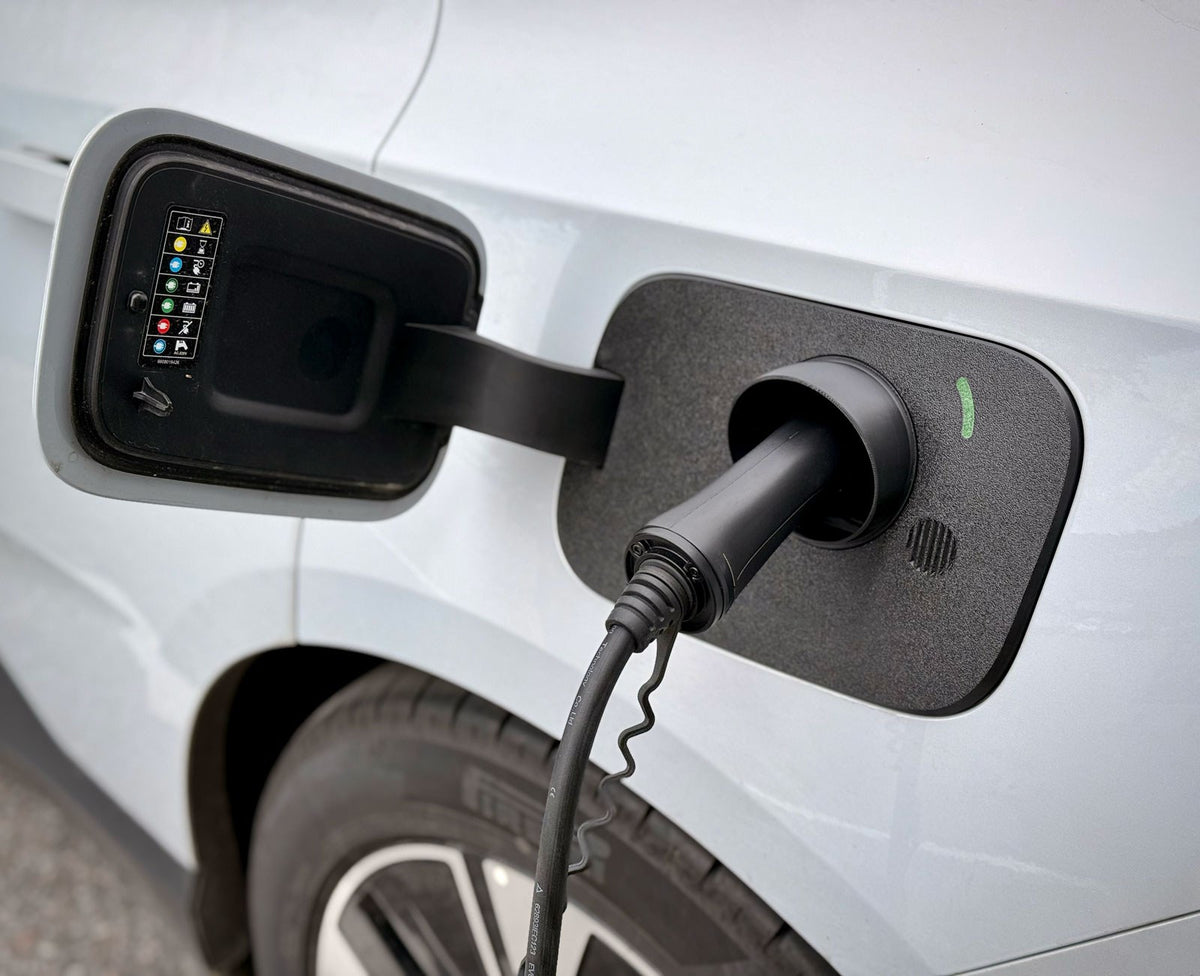 Laddportsskydd för Polestar 4