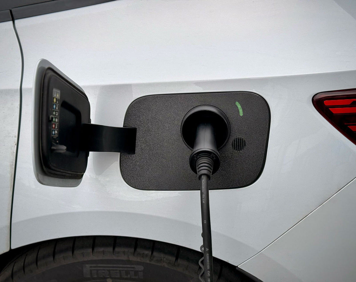 Laddportsskydd för Polestar 4