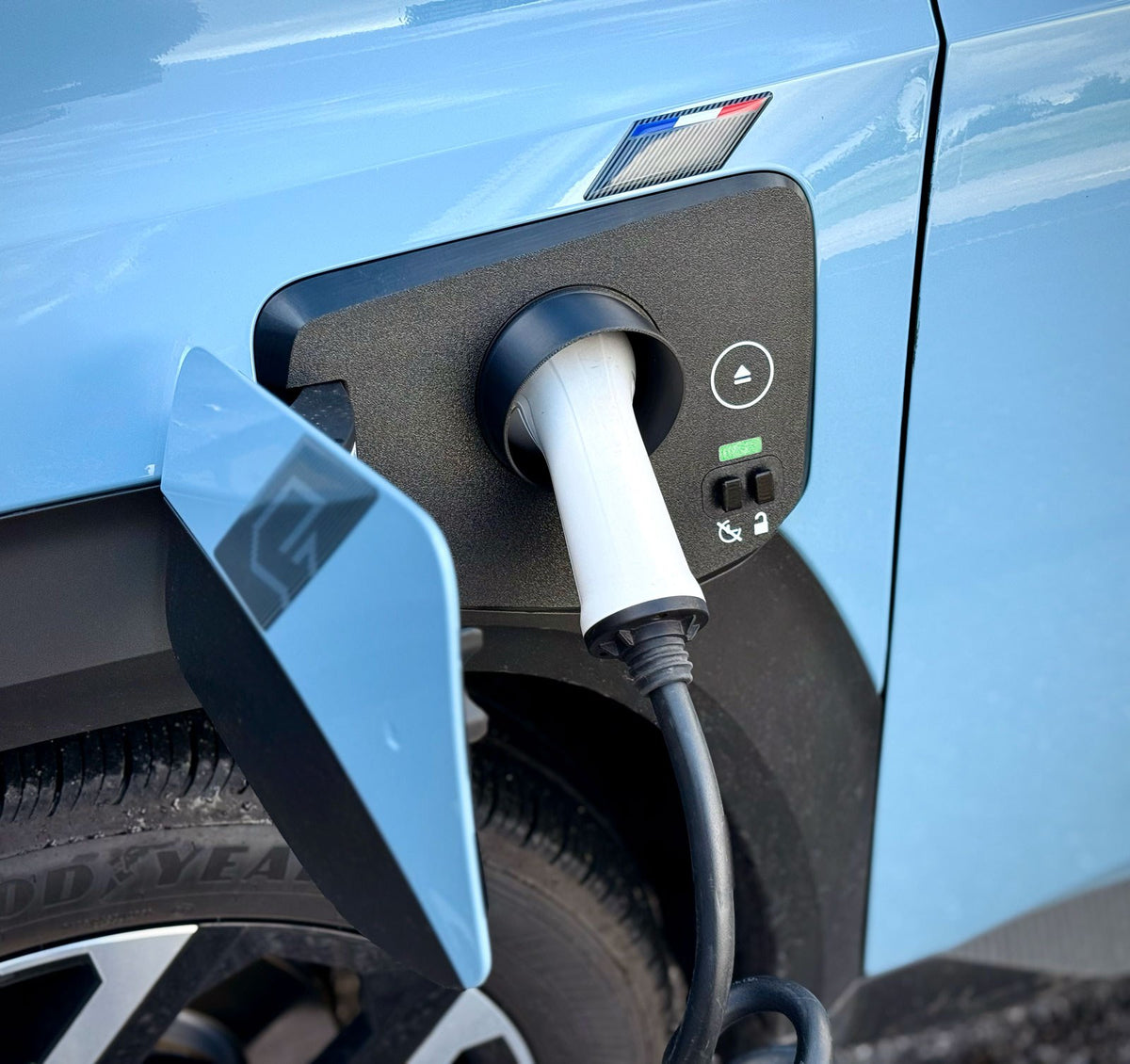 Laddportsskydd för Renault 4 E-Tech