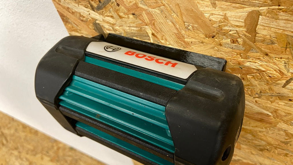 Väggfäste för Bosch 36V-batteri – säkert och platsbesparande