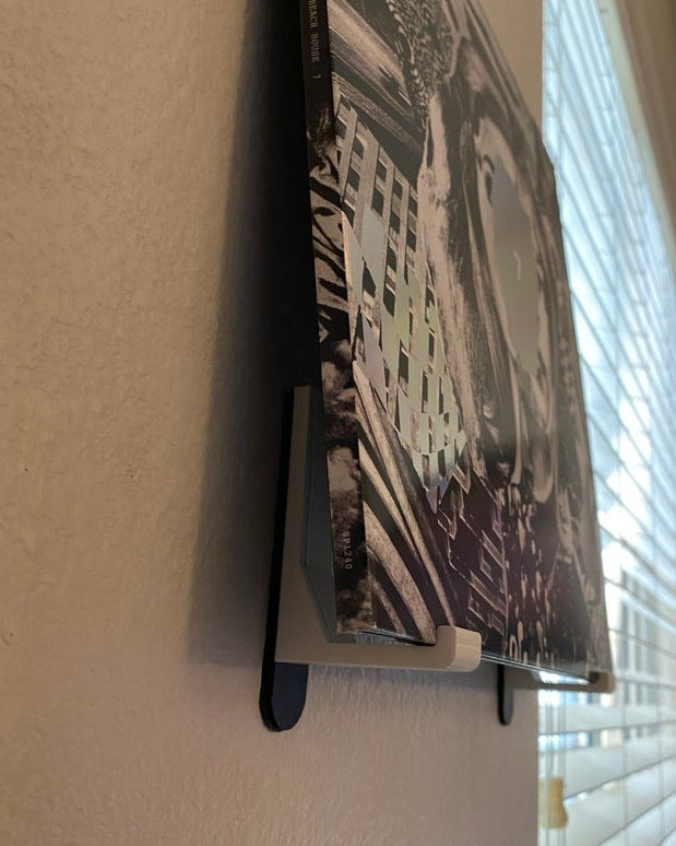 Vägghållare för vinylskivor – Now Playing-display