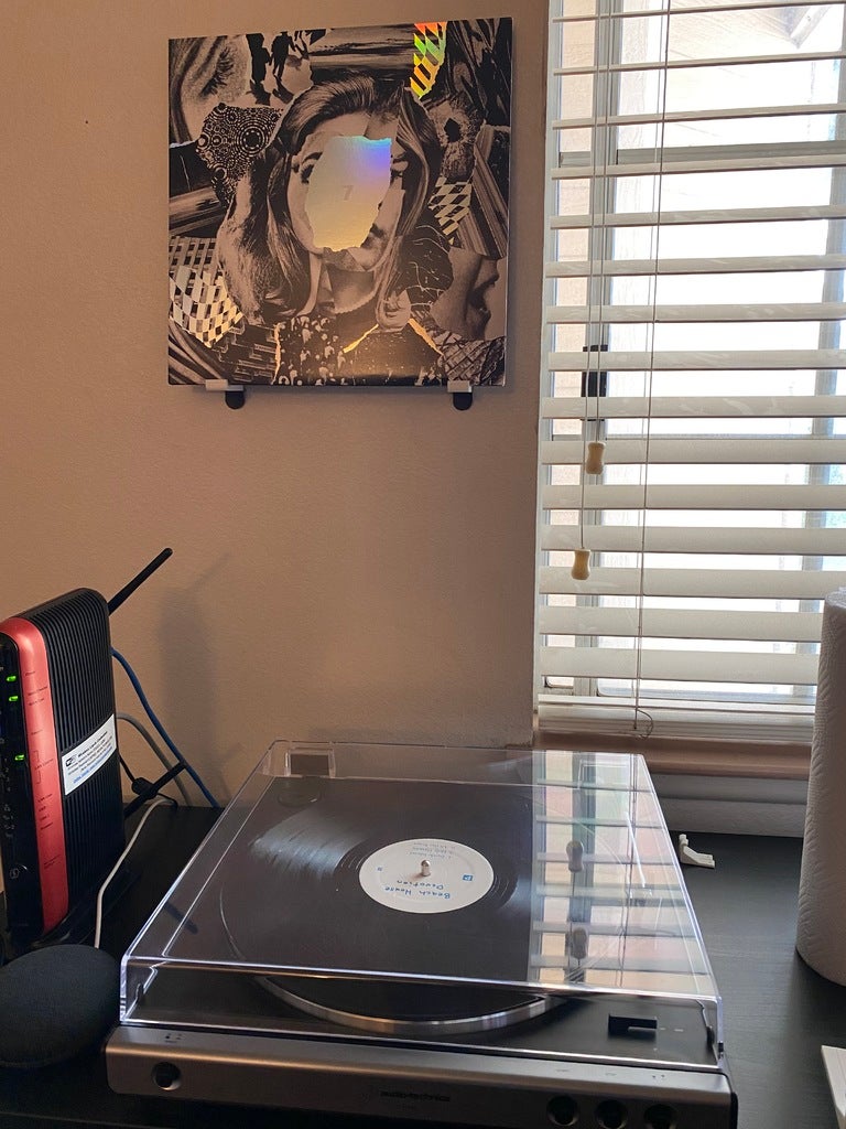 Vägghållare för vinylskivor – Now Playing-display