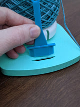 Yarn Valet-garnhållare med trådföring – förhindrar trassel