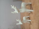 Minimalistisk renfigur i 2 storlekar