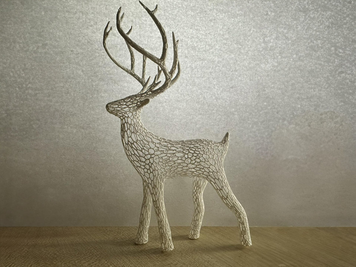 Renfigur med Voronoimönster till jul