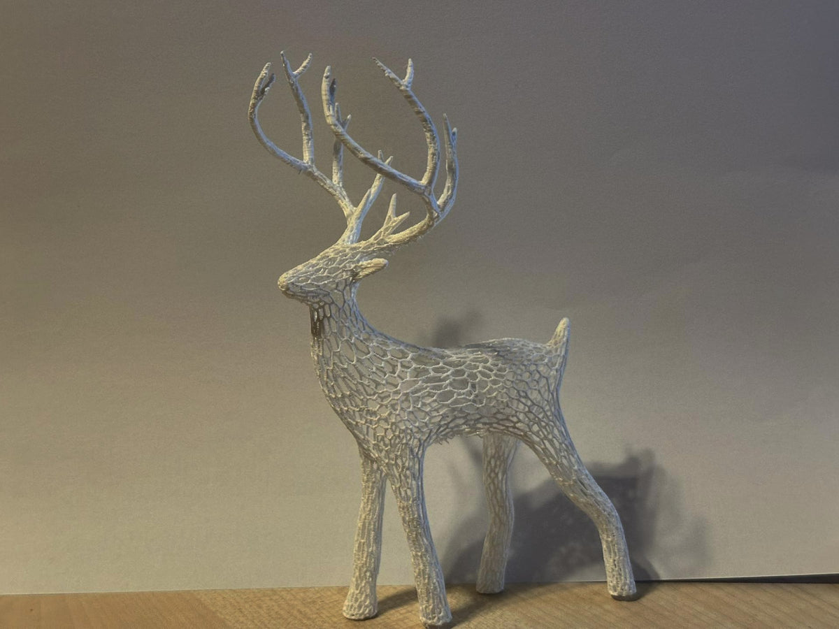 Renfigur med Voronoimönster till jul