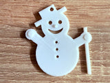 Minimalistisk snögubbe som julgransprydnad