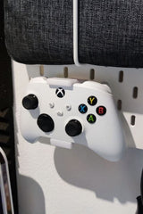 Hållare för Xbox-handkontroll till IKEA Skådis-hålpanel