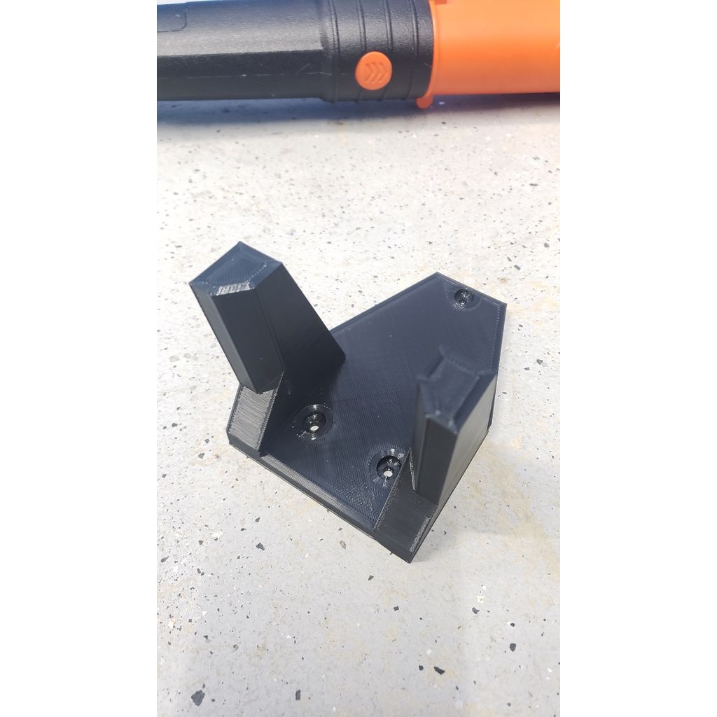 Väggfäste för Black+Decker 20V lövblåsare