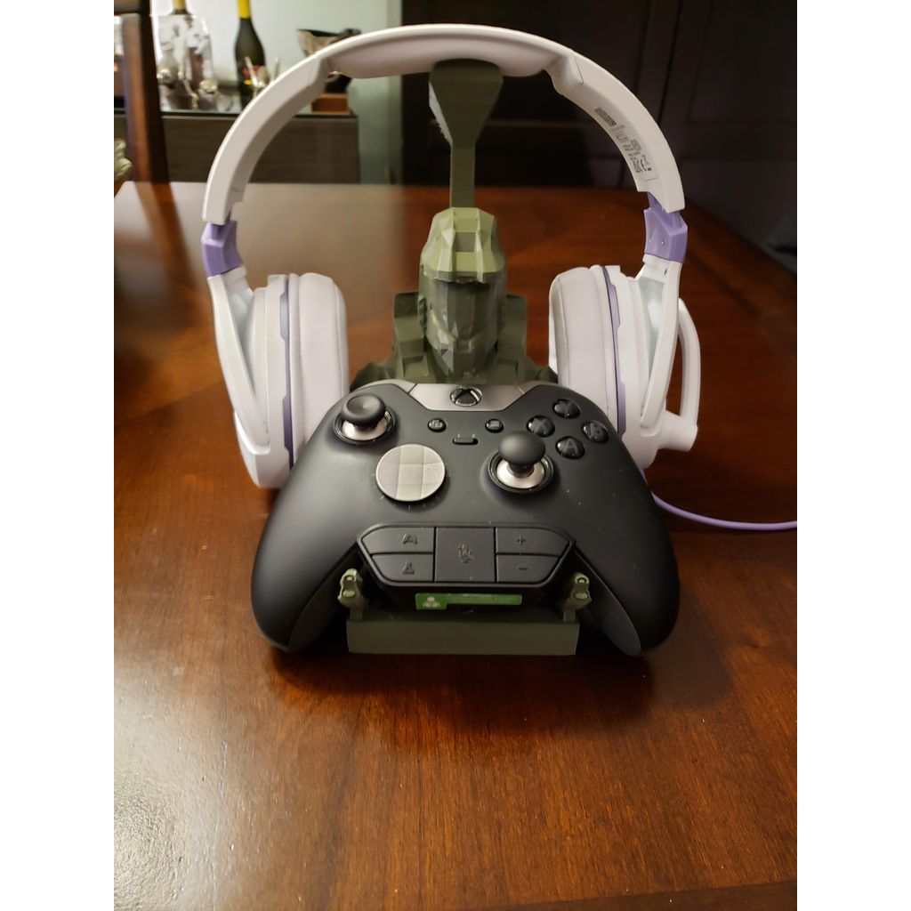 Halo Master Chief-ställ för Xbox-handkontroll och hörlurar