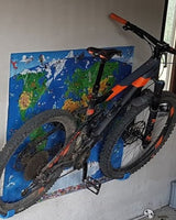 Väggfäste för cykel i Cube MTB-pedaler (remix)