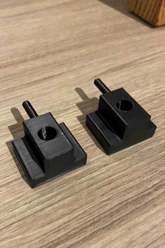 Vertikalt väggfäste för LEGO Batmobile, set om 2