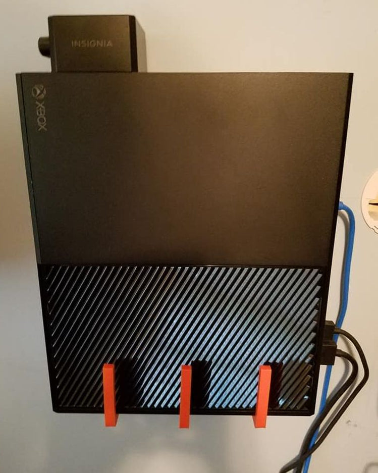 Väggfäste för Xbox One – spara plats och visa upp konsolen