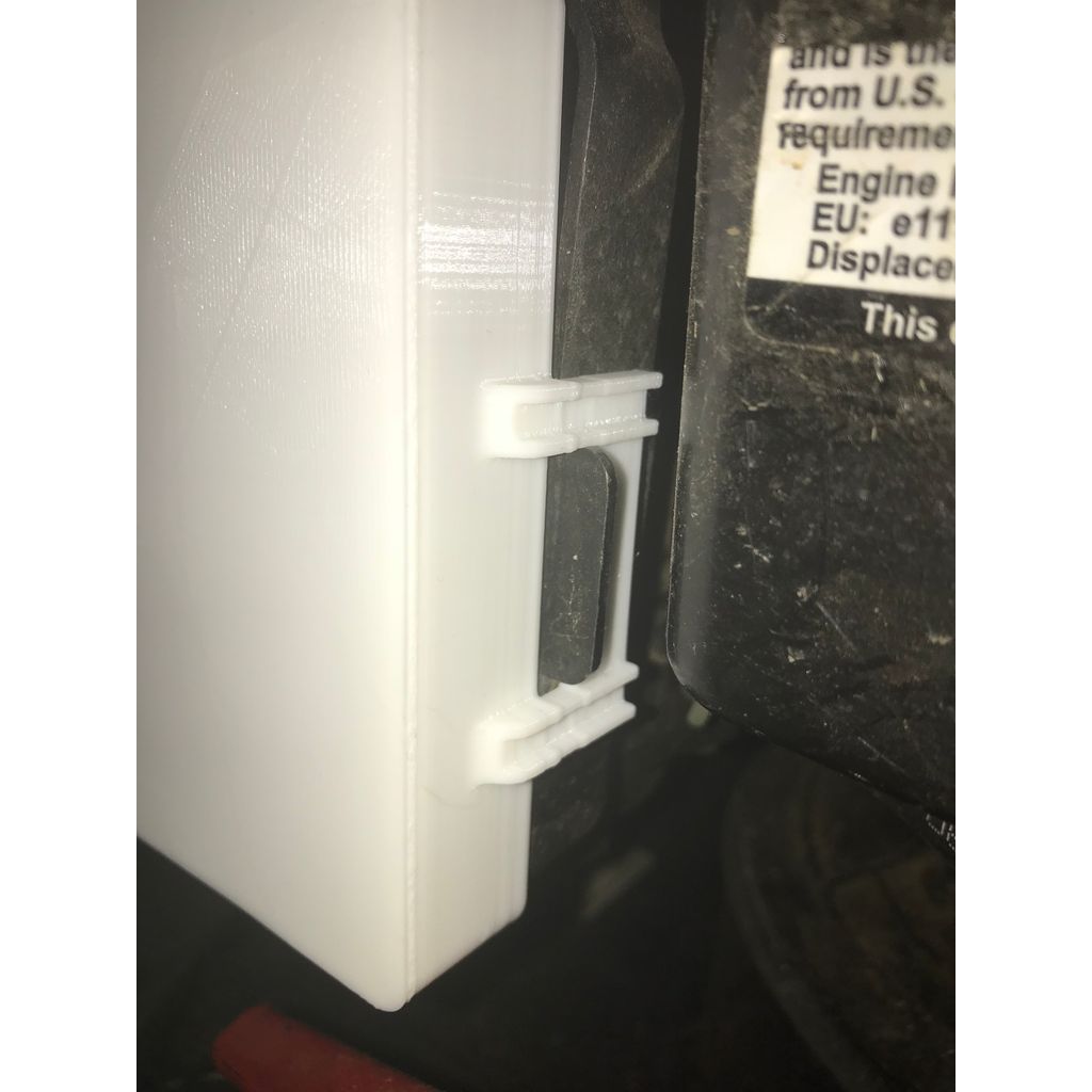 Ersättningslock för luftfiltret på Briggs & Stratton 675 EXI