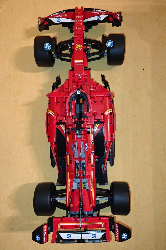 Väggfäste för LEGO Technic 42207 Ferrari SF-24