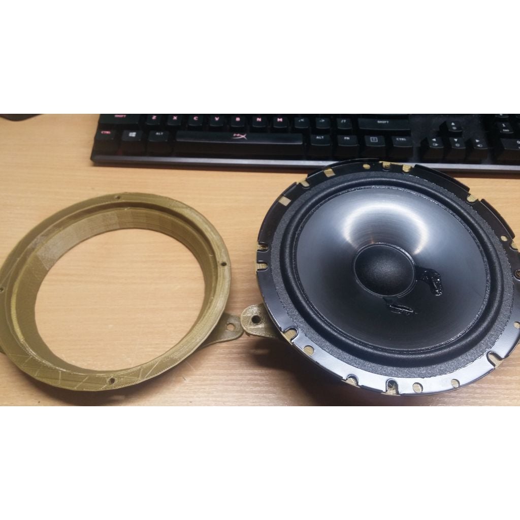 165 mm högtalaradapter fram för Mercedes C-Klass W202