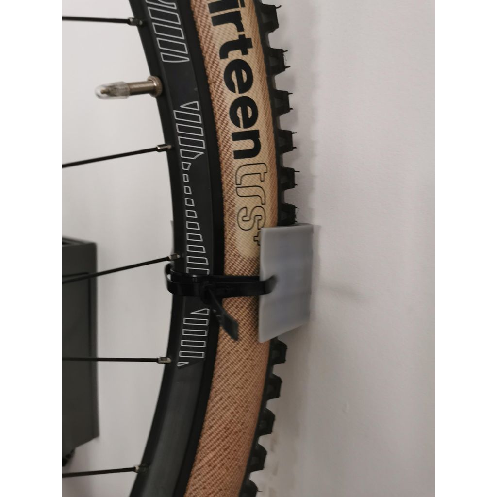 Väggfäste för cykel med 2,35-tums MTB-däck