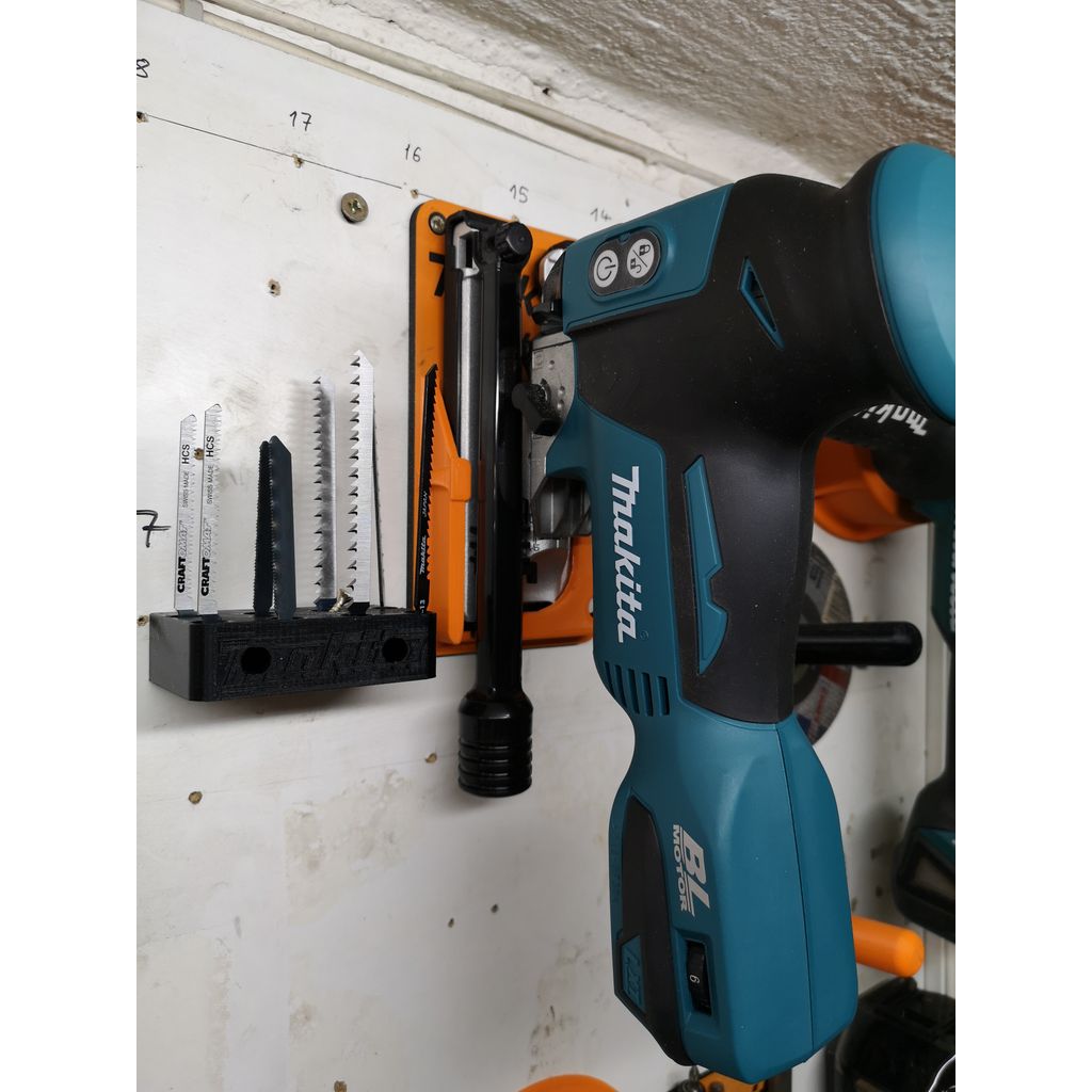 Väggfäste för Makita DJV181 sticksåg – alltid redo