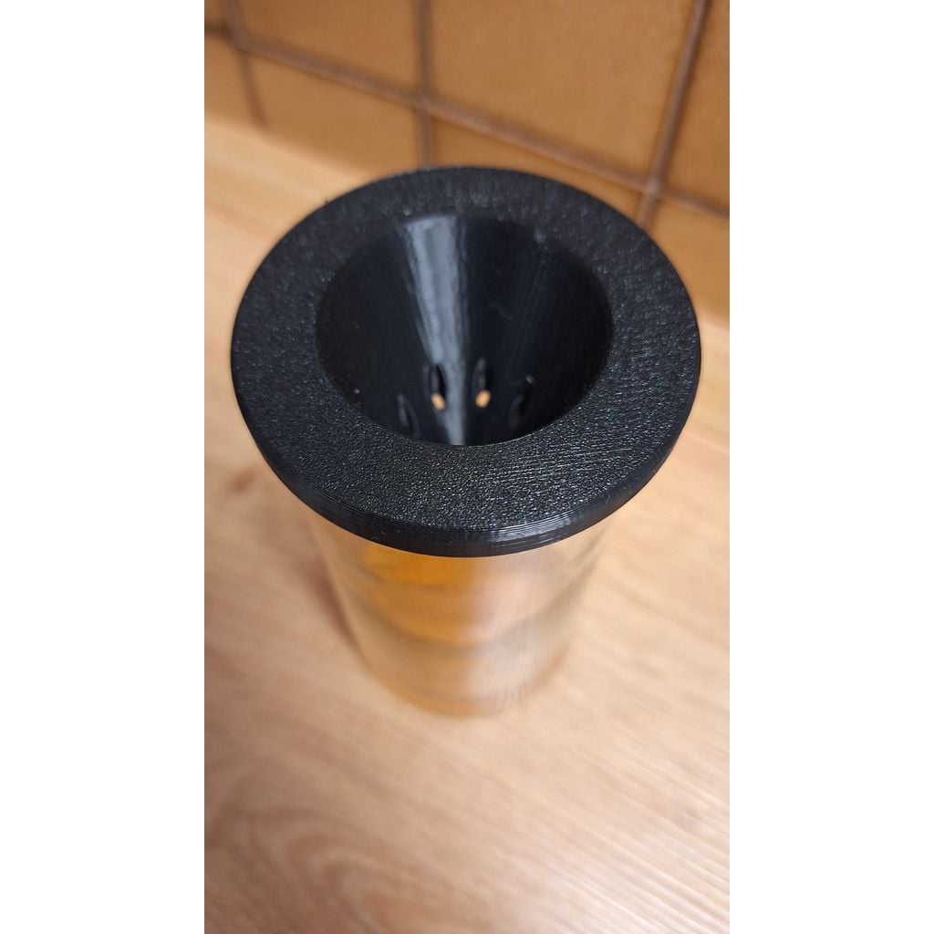 Lock för bananflugefälla – passar vanliga burkar med 60 mm öppning