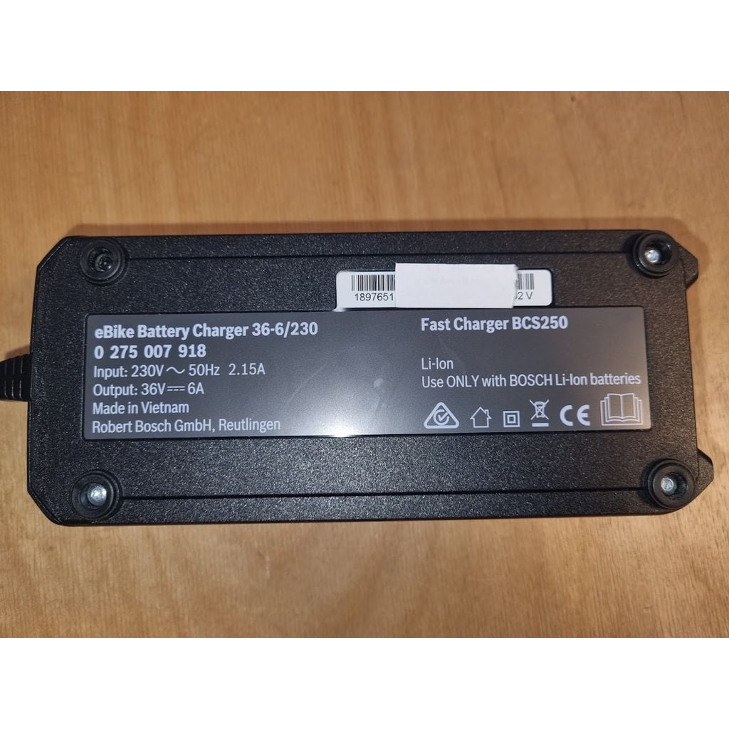 Väggfäste för Bosch eBike FastCharger BCS250