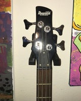 Väggfäste för bas och elgitarr