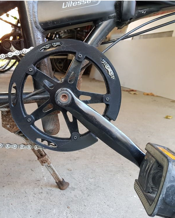 Kedjeskydd för cykel – M4-fäste, 79,6 mm hålavstånd