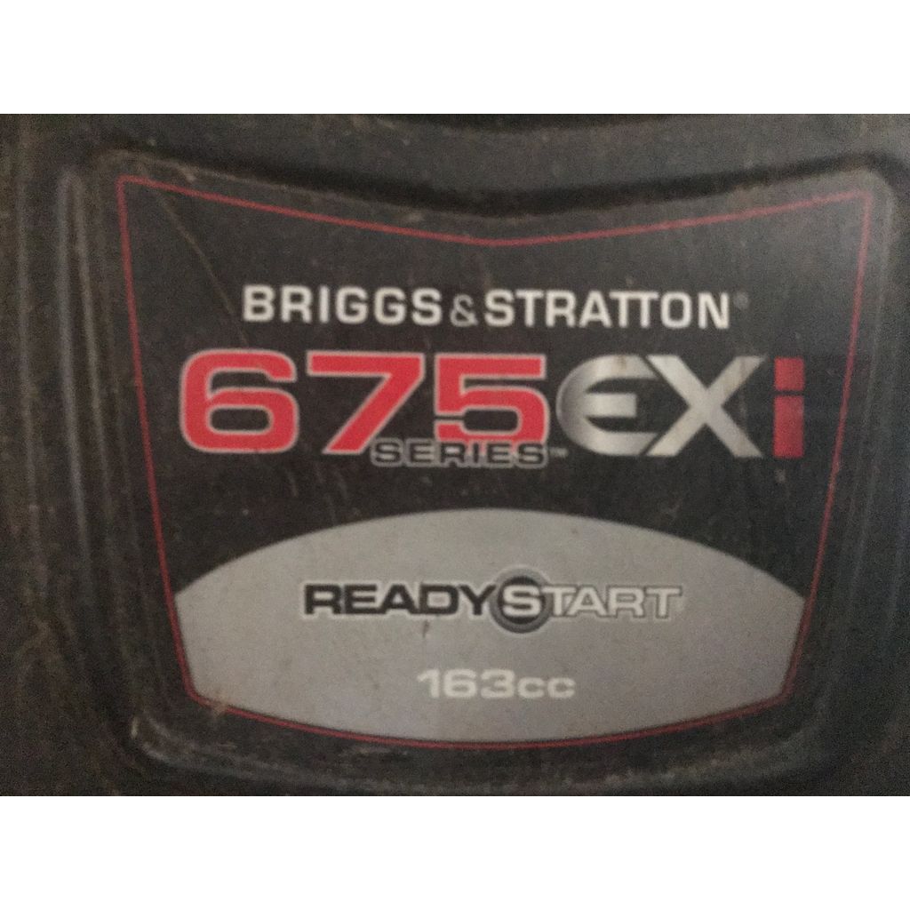 Ersättningslock för luftfiltret på Briggs & Stratton 675 EXI