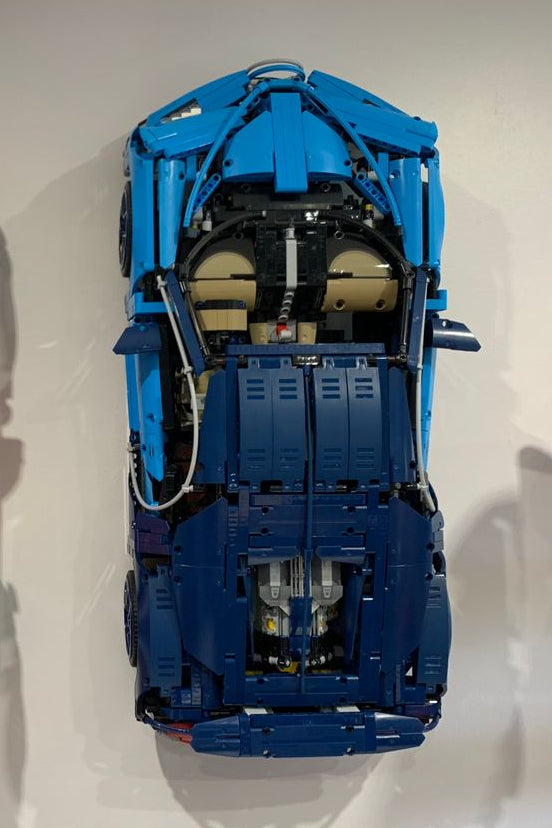 Väggfäste för att visa upp LEGO Bugatti Chiron 42083