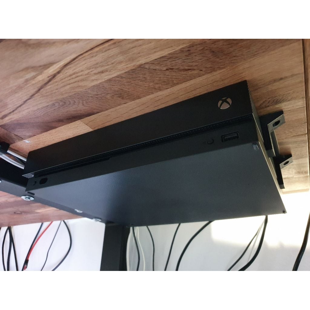 Fäste för Xbox One X under skrivbordet – prydligt och säkert