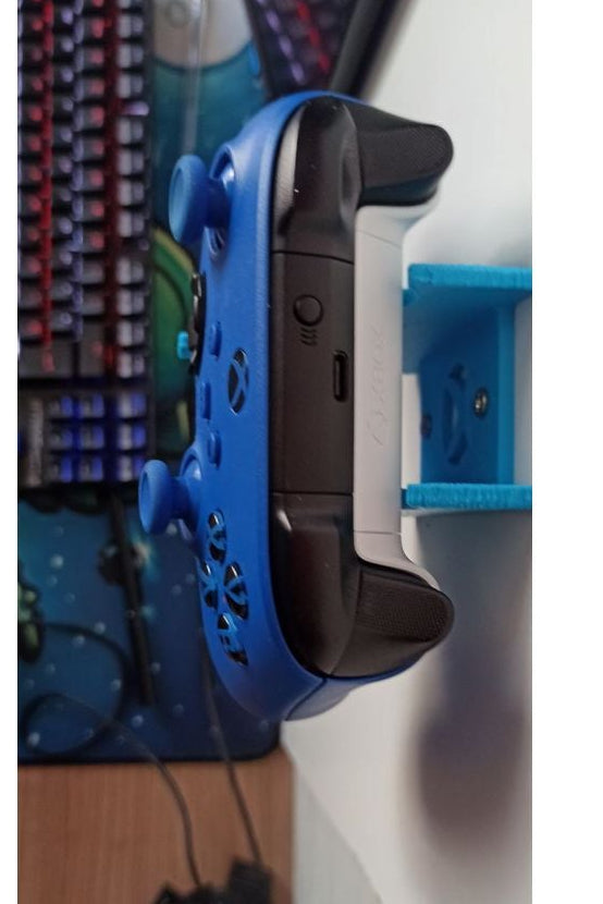 Väggfäste för Xbox One-handkontroll – prydlig gamingmiljö