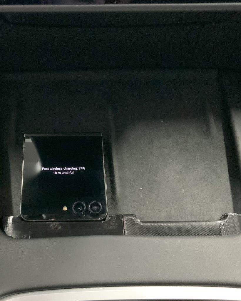 Adapter för den trådlösa laddaren i Tesla Model 3 och Y för Samsung Z Flip