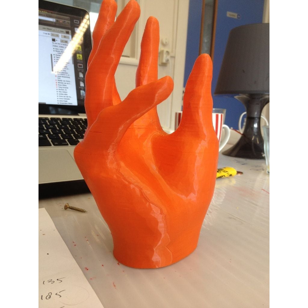iPhone-ställ format som en hand – 3D-skannad mobilhållare
