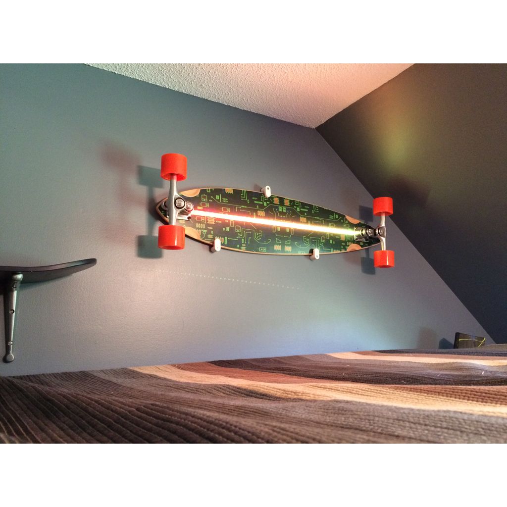 Väggfäste för longboard och skateboard