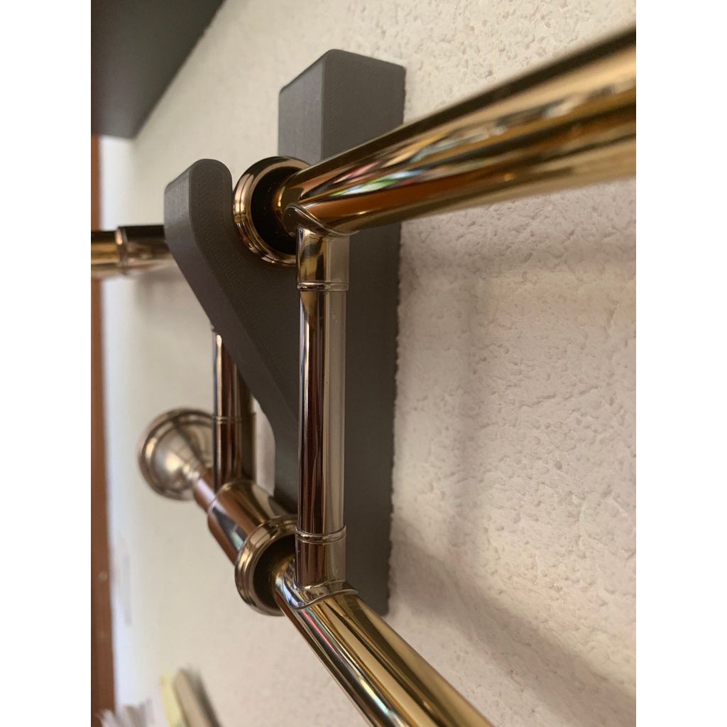 Väggfäste för Yamaha YSL-697Z trombon